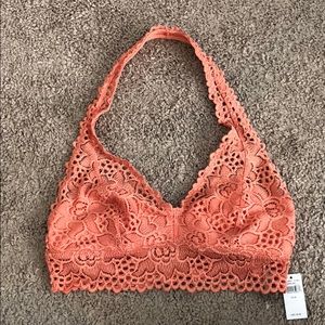 NWT Coral Lace Halter Bralette (Size M)